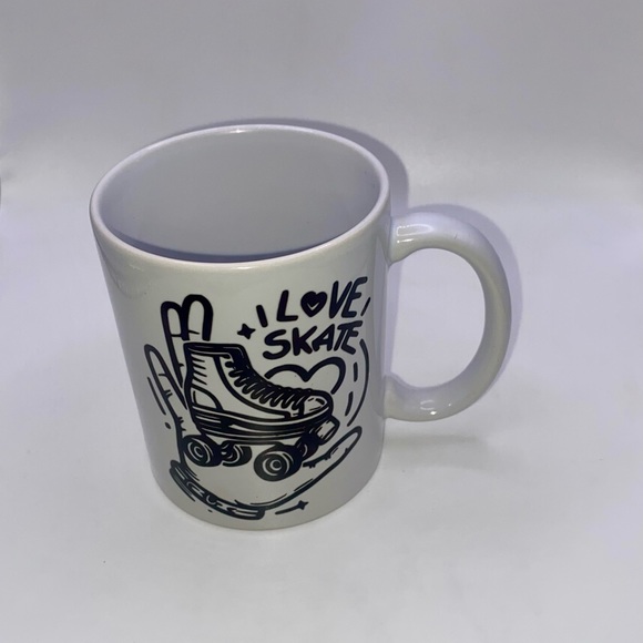 I Love Roller Skate Mug - Picture 5 of 9